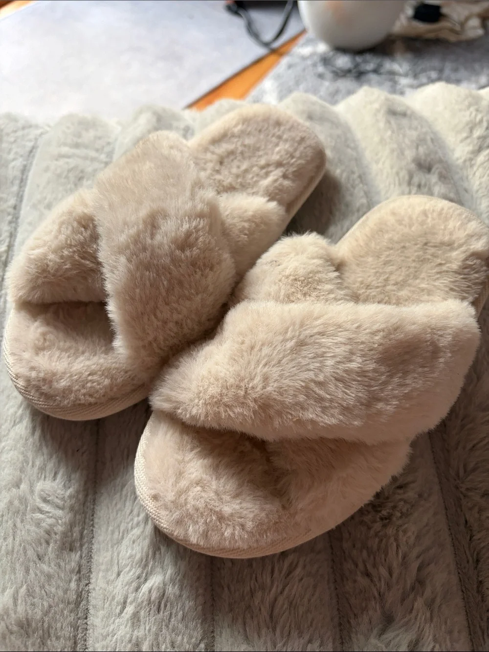 Plush Cross-Band Girls Slippers in Beige - 3/4